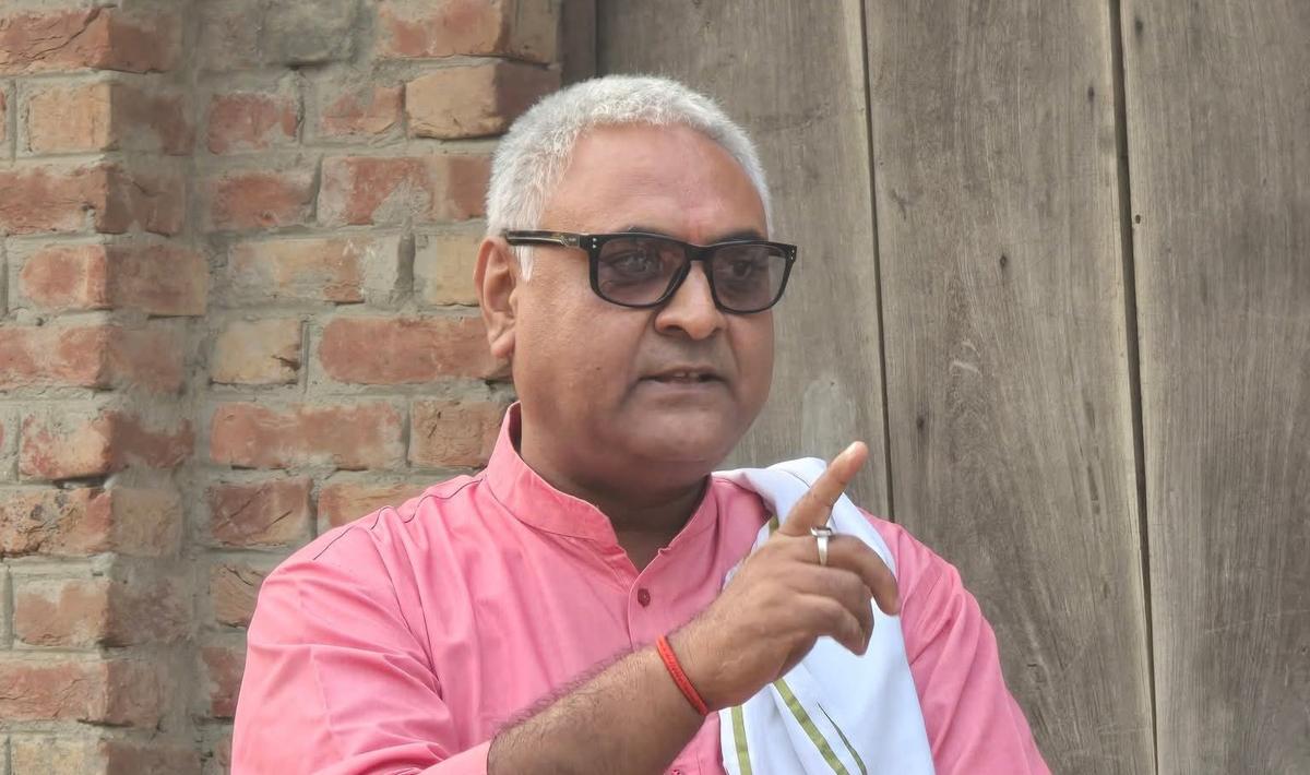 एमालेबाट बाहिरिएका अरगरियालाई ओलीले फेरि जिम्मेवारीमा ल्याए